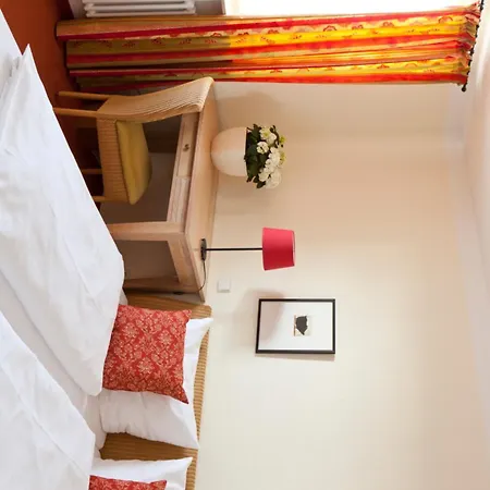 Guest house Blume & Restaurant 3*