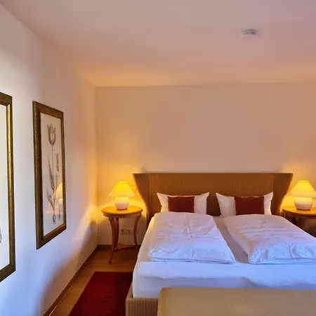 Guest house Blume & Restaurant 3*