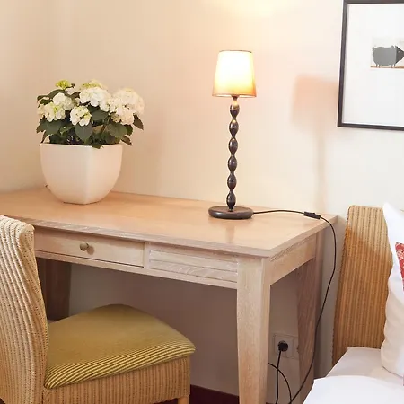 Blume & Restaurant Guest house 3*